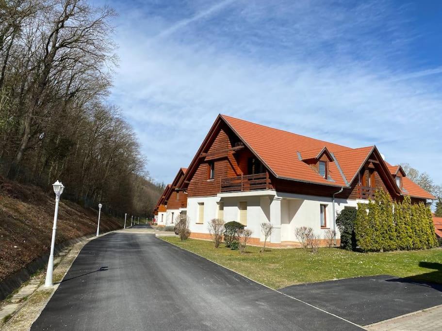 Star Apartman Zalacsány 外观 照片